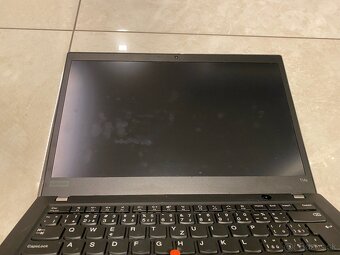 Lenovo ThinkPad T14s - 3