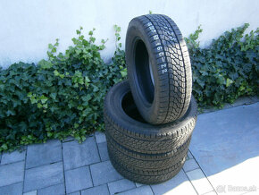 Predám 4x zimné pneu Firestone 205/65 R16C 107/105T - 3