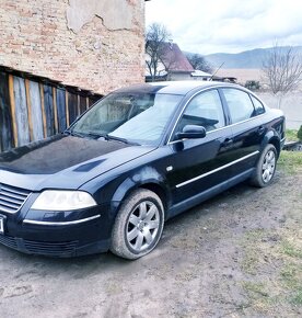 Predám VW passat B5, 2.5 tdi , 4x4 r.v.2003 - 3