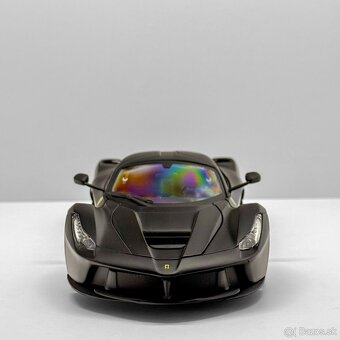 Ferrari LaFerrari Bburago Signature 1:18 - 3