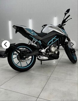 CF Moto NK 300 - 3