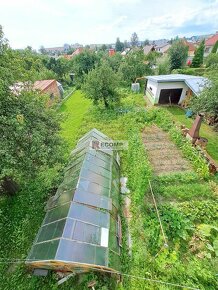 REZERVOVANÉ - Rodinný dom s veľkou záhradou v tichej lokalit - 3