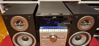 Predám mikrosystém s DVD JVC UX-G68 - 3