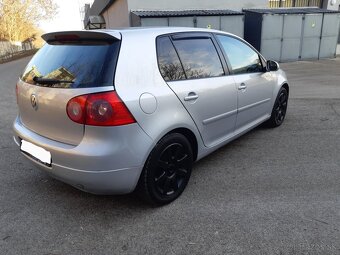 Volkswagen Golf 5 1.9TDI - 3