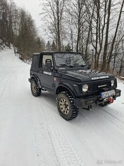 Suzuki Samurai - 3