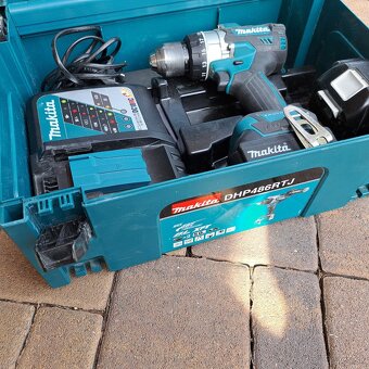 Makita 486 - 3