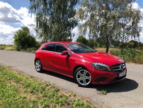 Mercedes Benz A180 2015 Urban Benzín Automat 90kW 1595cm3 - 3