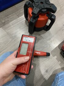 HILTI Laser  ,+ Automaticky stativ - 3