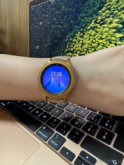 Samsung Galaxy Watch SM-R810 - 3