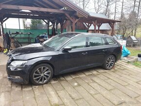 Škoda Superb Combi III.2,0 TDI DSG L&K 4x4. - 3