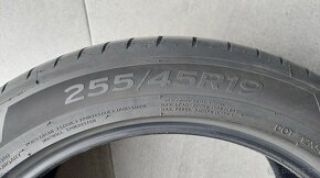 Predám (takmer) nové letné pneumatiky Hankook 255/45 R19 - 3