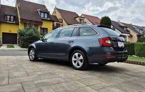 Škoda Octavia Combi 2.0 TDI Style DSG - 3