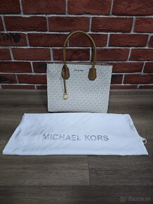 Michael Kors kabelka - 3