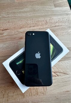 Predám apple iphone SE 2020 black 128 gb - 3