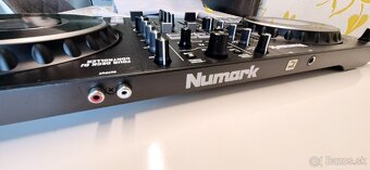 NUMARK Mixtrack Platinum FX - 3