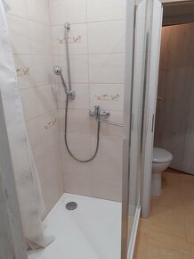 Ponúkame  4-izbový byt s garážou – 102 m², BB časť Radvaň - 3