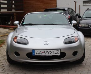 • MAZDA MX-5 1.8i, 93 kW, benzín, 5-st. manuál, r.v. 2006 • - 3