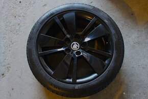 18”----ORIGINAL----ŠKODA---SUPERB---5x112 R18-----ZIMNA SADA - 3