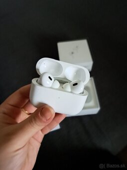 AirPods pro Pre 2gen - 3