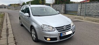 Predám Volkswagen Golf  Combi  1.9 TDI 77Kw Zachovalé R.V.20 - 3