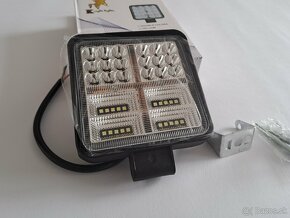 LED Pracovne svetlo Hranaté - 162W - 3