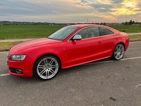 Audi S5 4.2 V8 manuál - 3