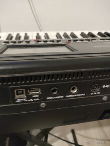 Korg pA 300 - 3