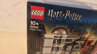 LEGO® Harry Potter™ 40289 Diagon Alley Šikmá ulička - 3