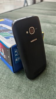 NOKIA Lumia 710 Black - 3