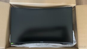 Samsung Odyssey G7 32" G-SYNC 240hz - 3