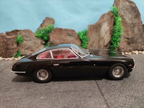 Prodám nový model 1:18 Lamborghini 400GT 2+2 - 3