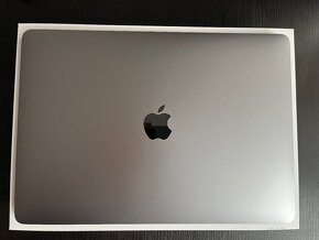 Macbook Pro 13" 2019 v top stave - 3