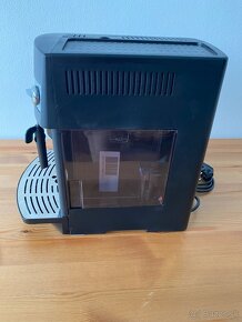 Kavovar DeLonghi Magnifica ESAM 3000 - 3