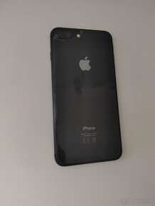 Apple iPhone 8 Plus - 3