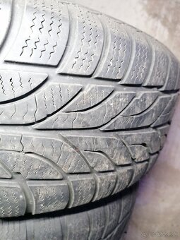 215/65R16 Paxaro - 3