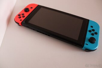 Nintendo Switch - 3