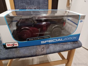 Maisto Ford Bronco Wildtrak 2021, 1:18,čierna metalíza 3145 - 3