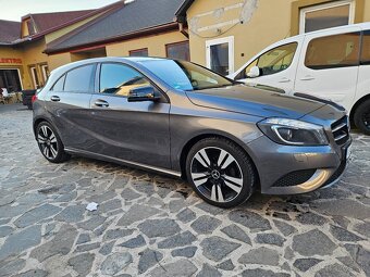 Mercedes-Benz A trieda 180 CDI BlueEFFICIENCY Urban - 3