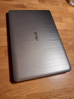 notebook ASUS VIVOBOOK - 3