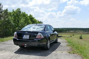 Ford Taurus, 196kw, 4X4 - 3