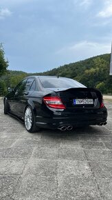 Mercedes Benz C350 - 3