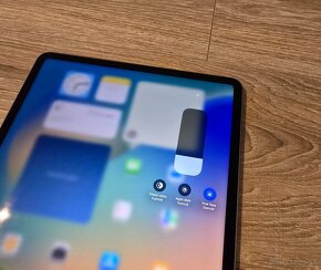 Apple iPad pro 12.9 6 generácie s procesorom M2 256GB - 3