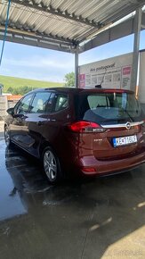 Opel zafira 1.4 - 3