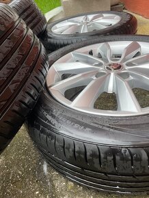 Originál elektróny škoda 205/55 R16 letné - 3