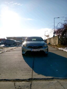 Kia Ceed SW 1,0 T-GDi GOLD + NAVI MY 2024 - 3