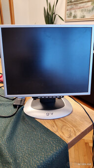 15" LCD VGA na diely 12V - 3