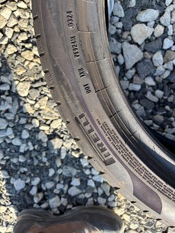 Letné pneumatiky 235/45 r20 - 3