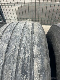 Pneu 385/65 r22,5 - 3