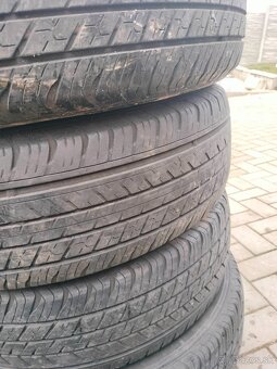 Predám letné pneumatiky Dunlop 225/60R18 - 3