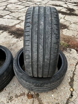 Pneu 225/35 R19 Tomket - 3